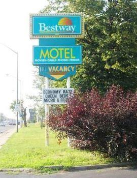 Bestway Motel วินด์เซอร์ ภายนอก รูปภาพ